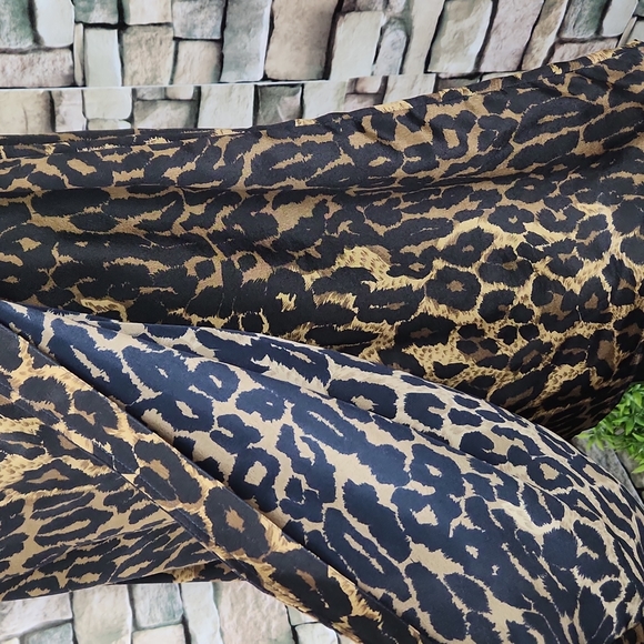 Anna & Frank Silk Skirt - Picture 4 of 8